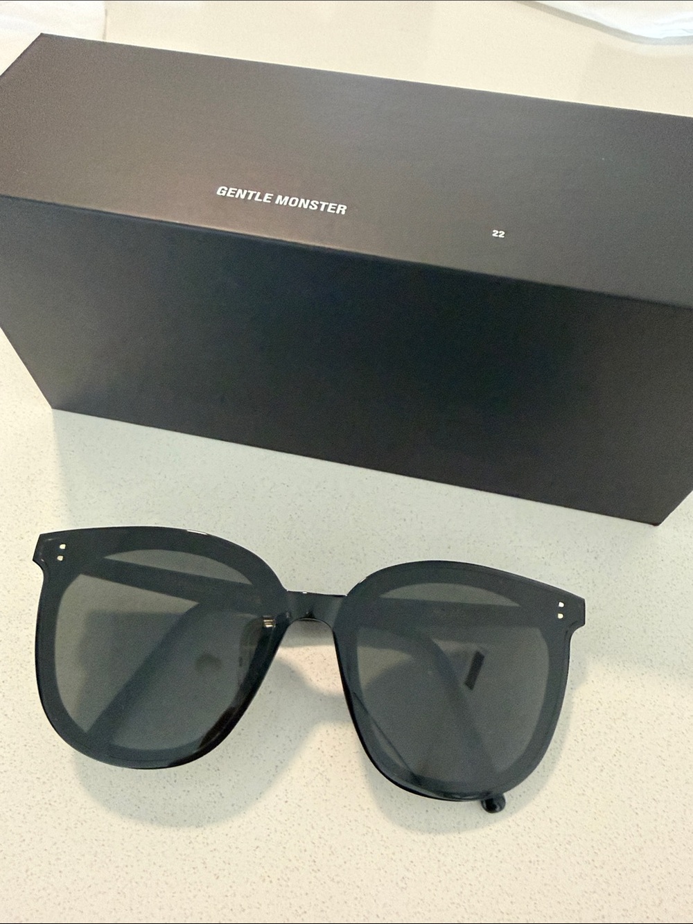 GENTLE MONSTER “My Ma” Black Oversized Sunglasses - Picture 6 of 7